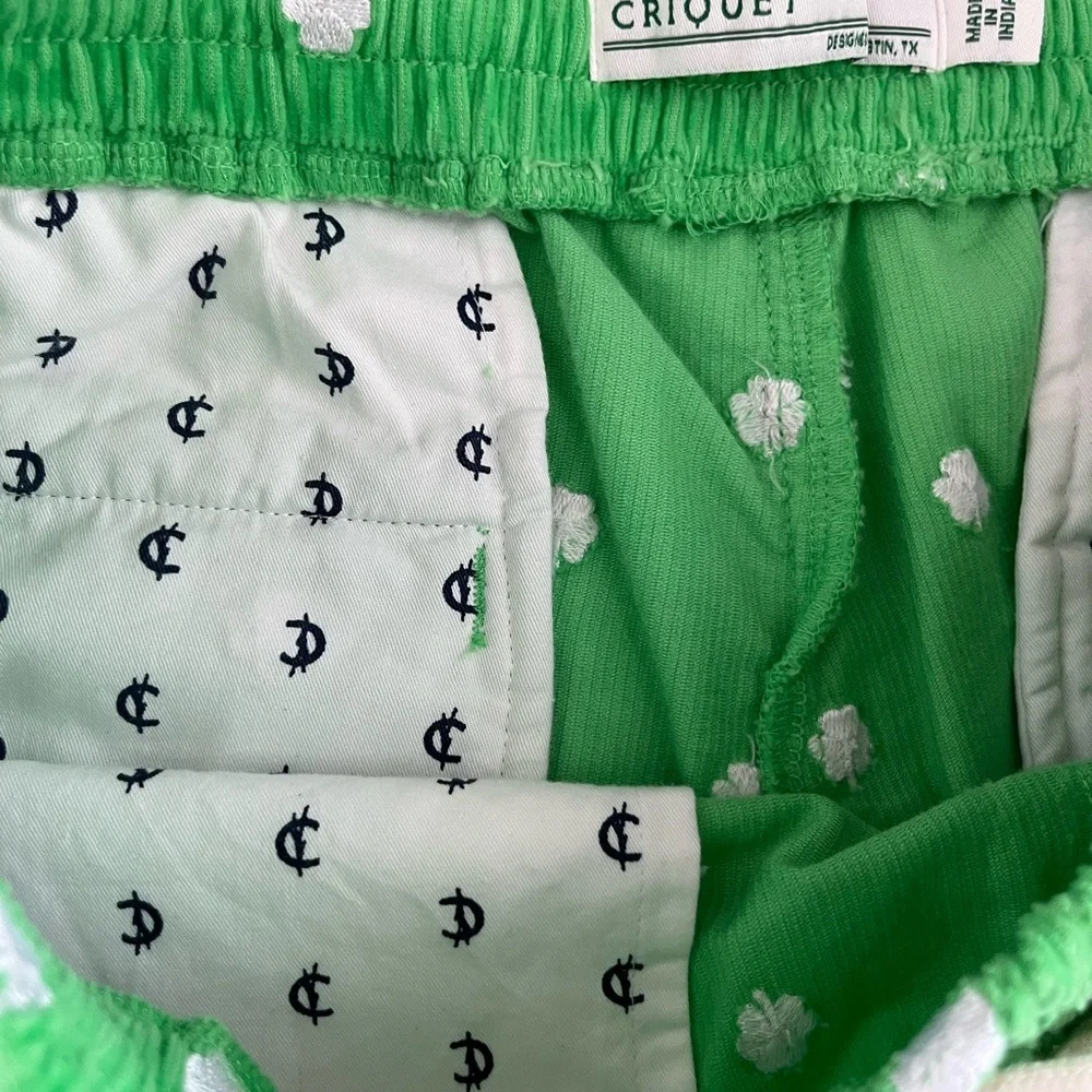Criquet Cord Cruiser Men’s Shamrock and Green Shirts. Men Medium